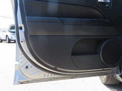 Used 2015 Jeep Compass Sport w/ Power Value Group FWD image 12