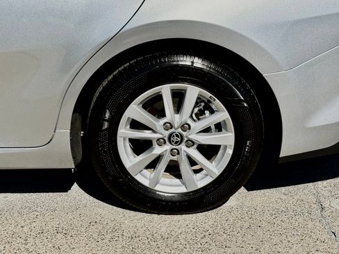 Used 2026 Toyota Camry LE FWD image 16