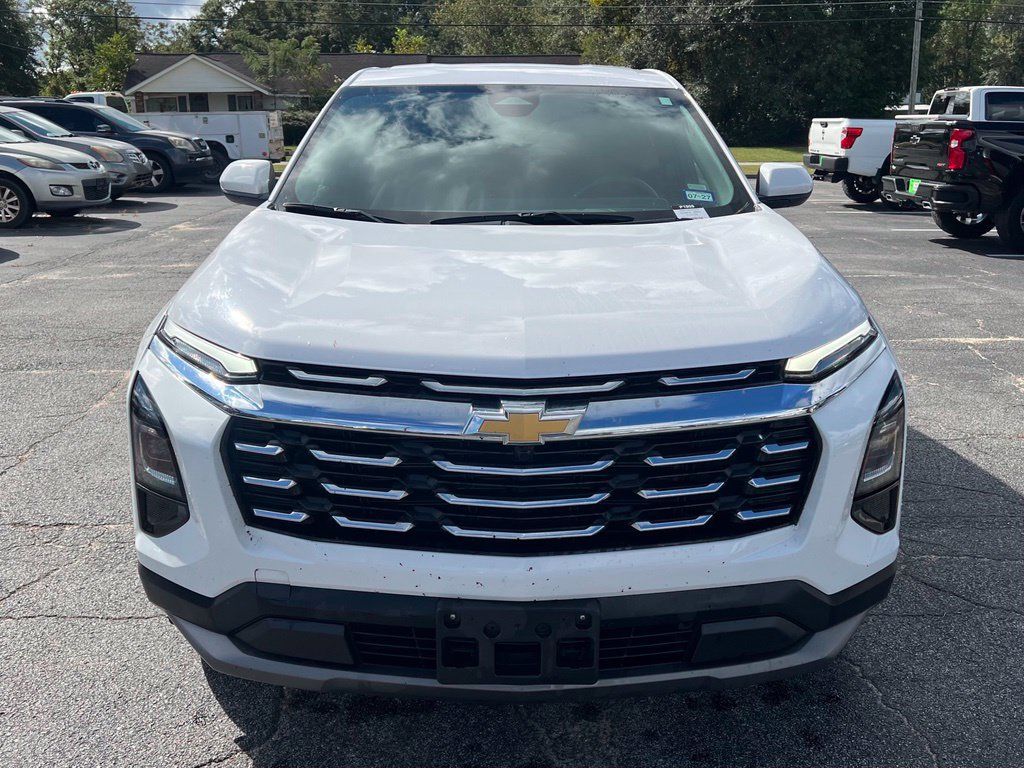 Used 2026 Chevrolet Equinox LT FWD image 4