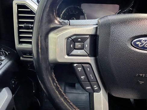 Used 2018 Ford F150 Platinum w/ Equipment Group 701A Luxury AWD/4WD image 20