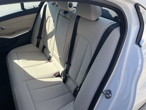 Certified 2025 BMW 330i Sedan w/ Premium Package image 31