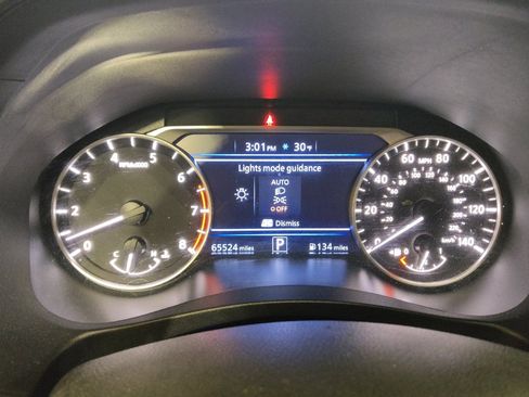 Used 2021 Nissan Altima 2.5 SR image 23