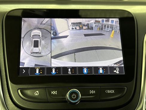 Used 2020 Chevrolet Equinox Premier AWD/4WD image 20