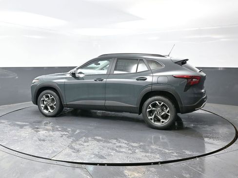 New 2026 Chevrolet Trax LT image 8