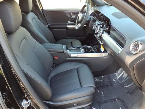 New 2026 Mercedes-Benz GLB 250 4MATIC image 15