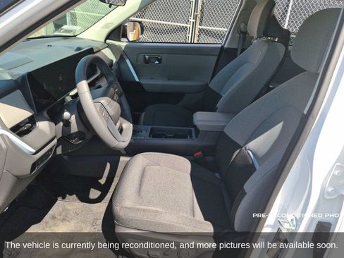Used 2027 Kia Seltos S FWD image 11