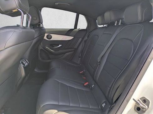 Used 2022 Mercedes-Benz GLC 300 4MATIC Coupe image 18