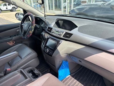 Used 2015 Honda Odyssey EX-L image 24