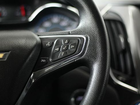 Used 2017 Chevrolet Cruze LT w/ Convenience Package FWD image 13