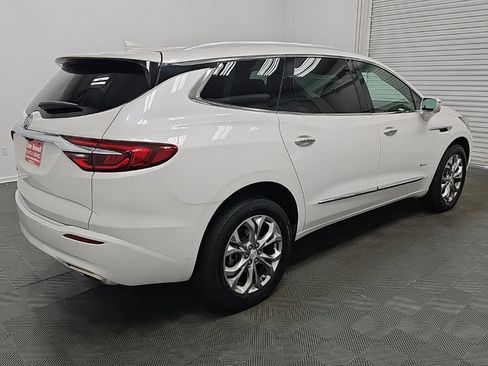 Used 2020 Buick Enclave Avenir w/ Avenir Technology Package FWD image 9