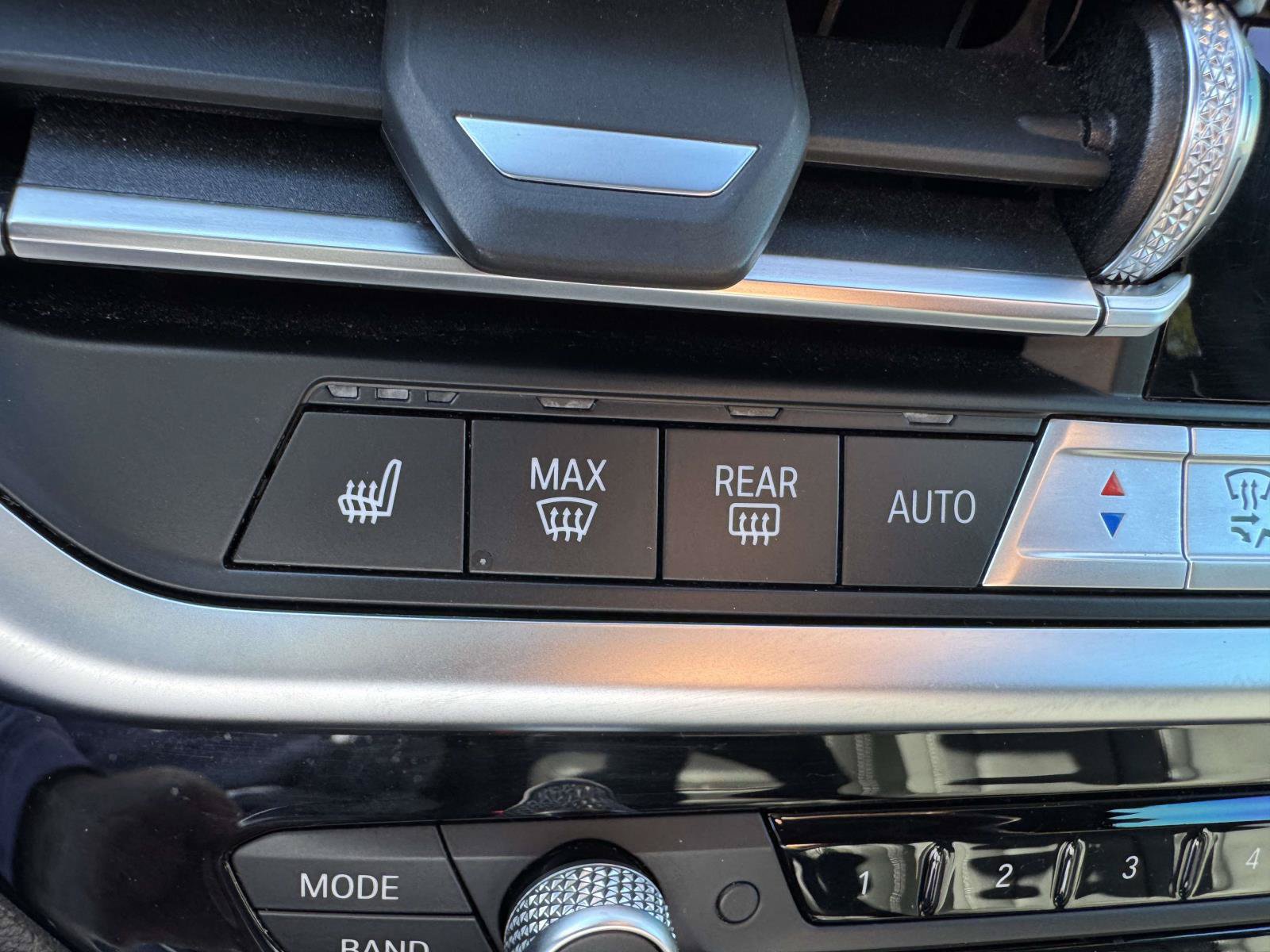 Used 2024 BMW X3 M40i AWD/4WD image 30