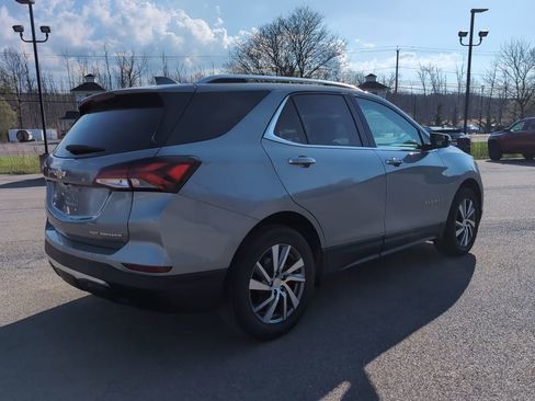 Used 2023 Chevrolet Equinox Premier AWD/4WD image 5