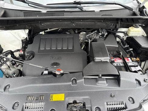 Used 2016 Toyota Highlander XLE AWD/4WD image 25
