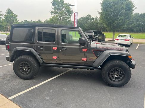 Used 2021 Jeep Wrangler Unlimited Rubicon AWD/4WD image 6