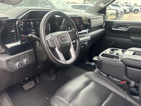 Used 2026 GMC Sierra 1500 SLT RWD image 5