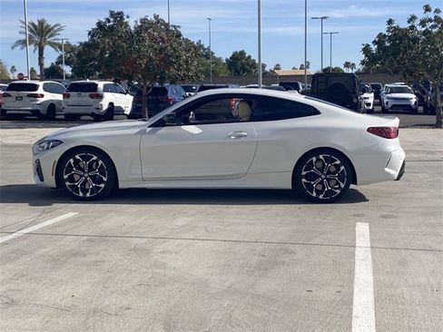 Certified 2025 BMW M440i Coupe w/ Premium Package image 10