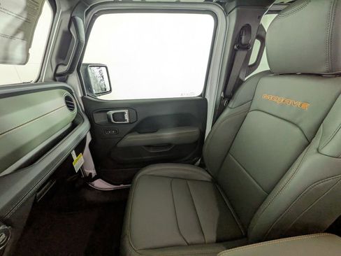 New 2026 Jeep Gladiator Mojave AWD/4WD image 27