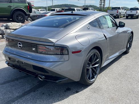 Used 2024 Nissan Z Performance w/ Floor Mat Package RWD image 4