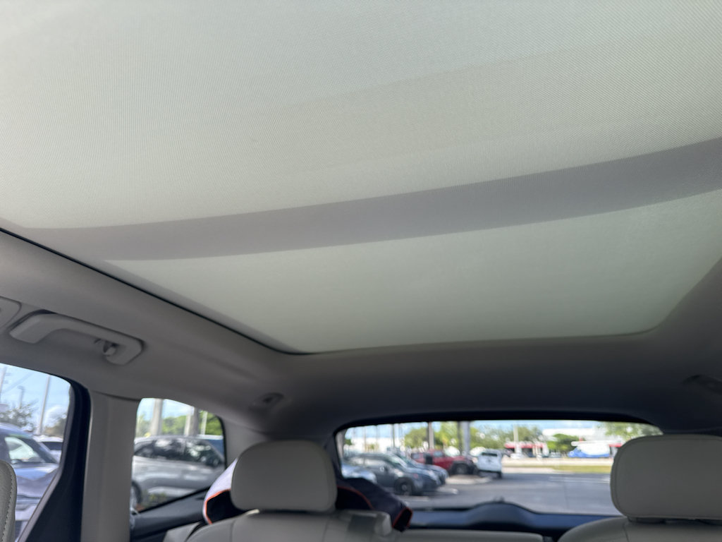 Used 2025 Volvo XC60 B5 Plus w/ Protection Package Premier AWD/4WD image 18