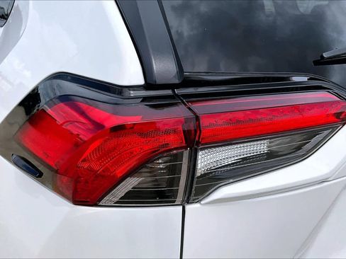 Used 2023 Toyota RAV4 LE image 29