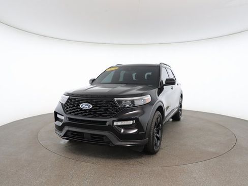 Used 2023 Ford Explorer ST-Line w/ Class IV Trailer Tow Package image 32