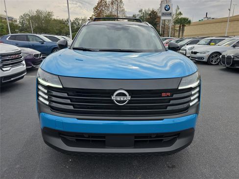 Used 2025 Nissan Kicks SR image 2