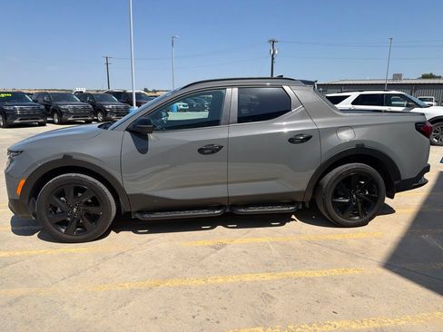 Used 2023 Hyundai Santa Cruz Night w/ Winter Package AWD/4WD image 4