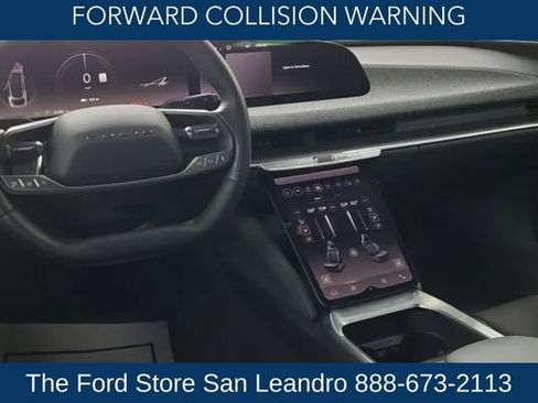 Used 2024 Lucid Air Touring image 8