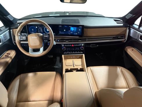 Used 2025 Hyundai Santa Fe Limited image 17