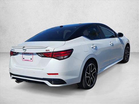 New 2025 Nissan Sentra SR image 2