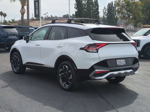 Certified 2025 Kia Sportage SX AWD/4WD image 5