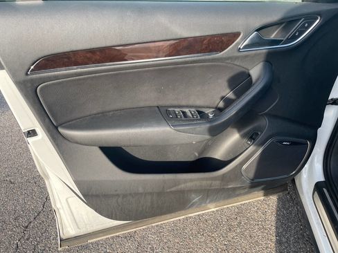 Used 2016 Audi Q3 2.0T Prestige image 15