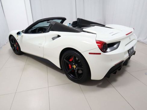 Certified 2018 Ferrari 488 Spider RWD image 15
