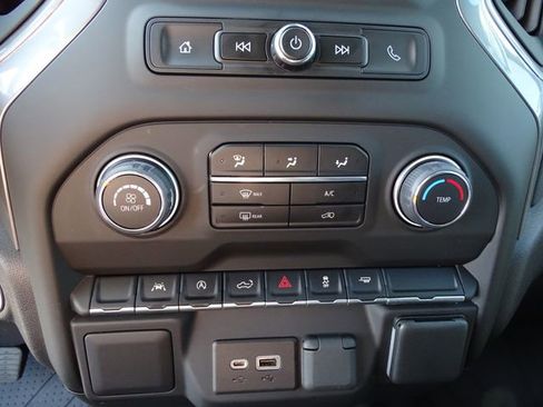 Used 2023 Chevrolet Silverado 1500 Custom RWD image 13