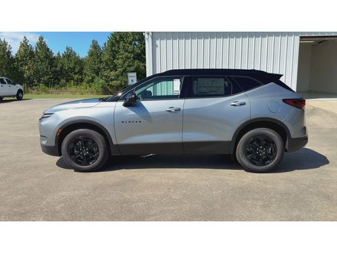 New 2025 Chevrolet Blazer LT w/ Convenience Package image 5