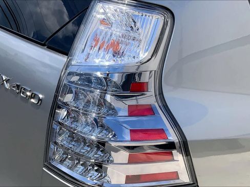 Used 2023 Lexus GX 460 Premium AWD/4WD image 33