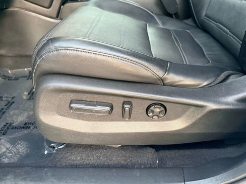 Used 2019 Honda CR-V EX-L image 10