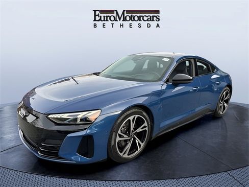 Used 2022 Audi e-tron GT Prestige image 1