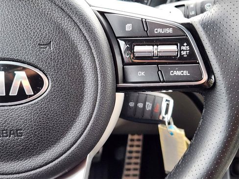 Used 2020 Kia Sportage S image 19