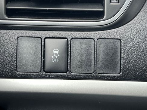 Certified 2016 Toyota Camry SE image 27