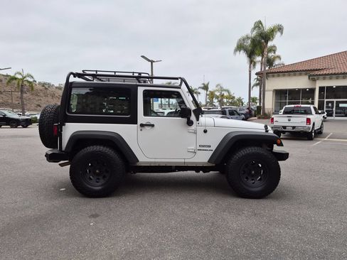 Used 2015 Jeep Wrangler Sport AWD/4WD image 6