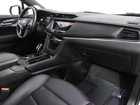 Used 2025 Cadillac XT5 Premium Luxury AWD/4WD image 15
