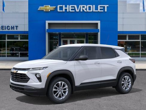 New 2026 Chevrolet TrailBlazer LS FWD image 2