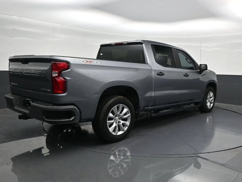 Used 2022 Chevrolet Silverado 1500 Custom w/ Safety Confidence Package AWD/4WD image 5