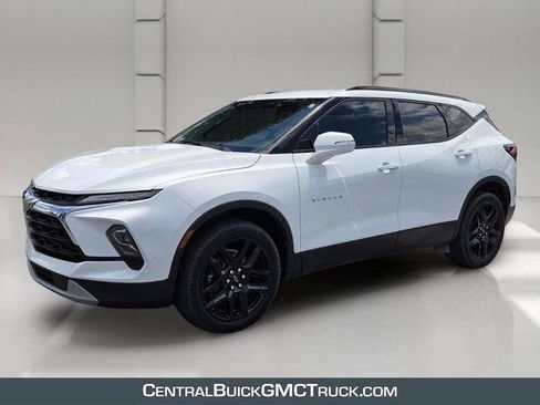 Certified 2023 Chevrolet Blazer LT FWD image 1