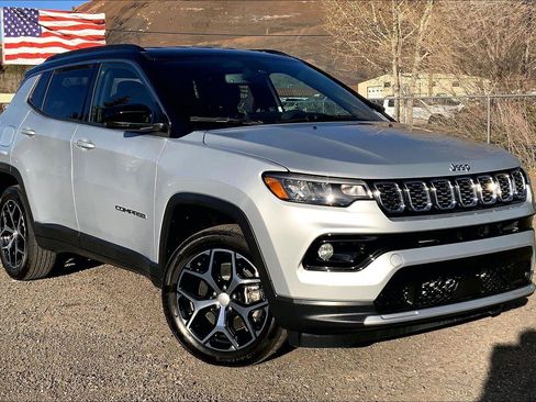 Certified 2024 Jeep Compass Limited image 34