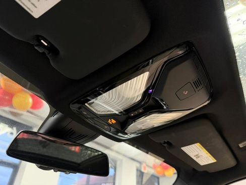 Used 2021 BMW X5 xDrive40i w/ M Sport Package image 33