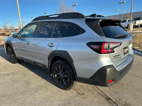 Used 2025 Subaru Outback Onyx Edition image 5