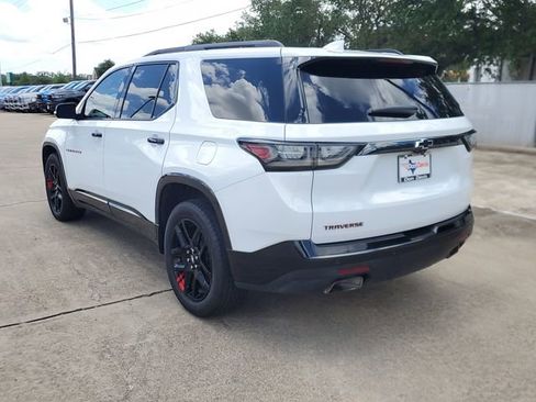 Used 2019 Chevrolet Traverse Premier w/ Redline Edition FWD image 5