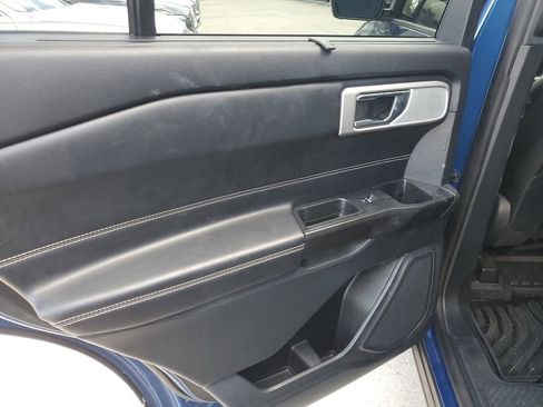 Used 2020 Ford Explorer ST w/ ST Street Pack image 14